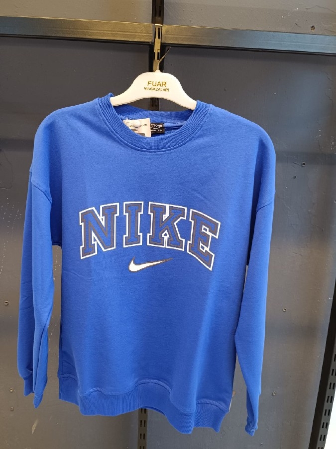Simit Yaka Nike Baskılı Sweatshirt